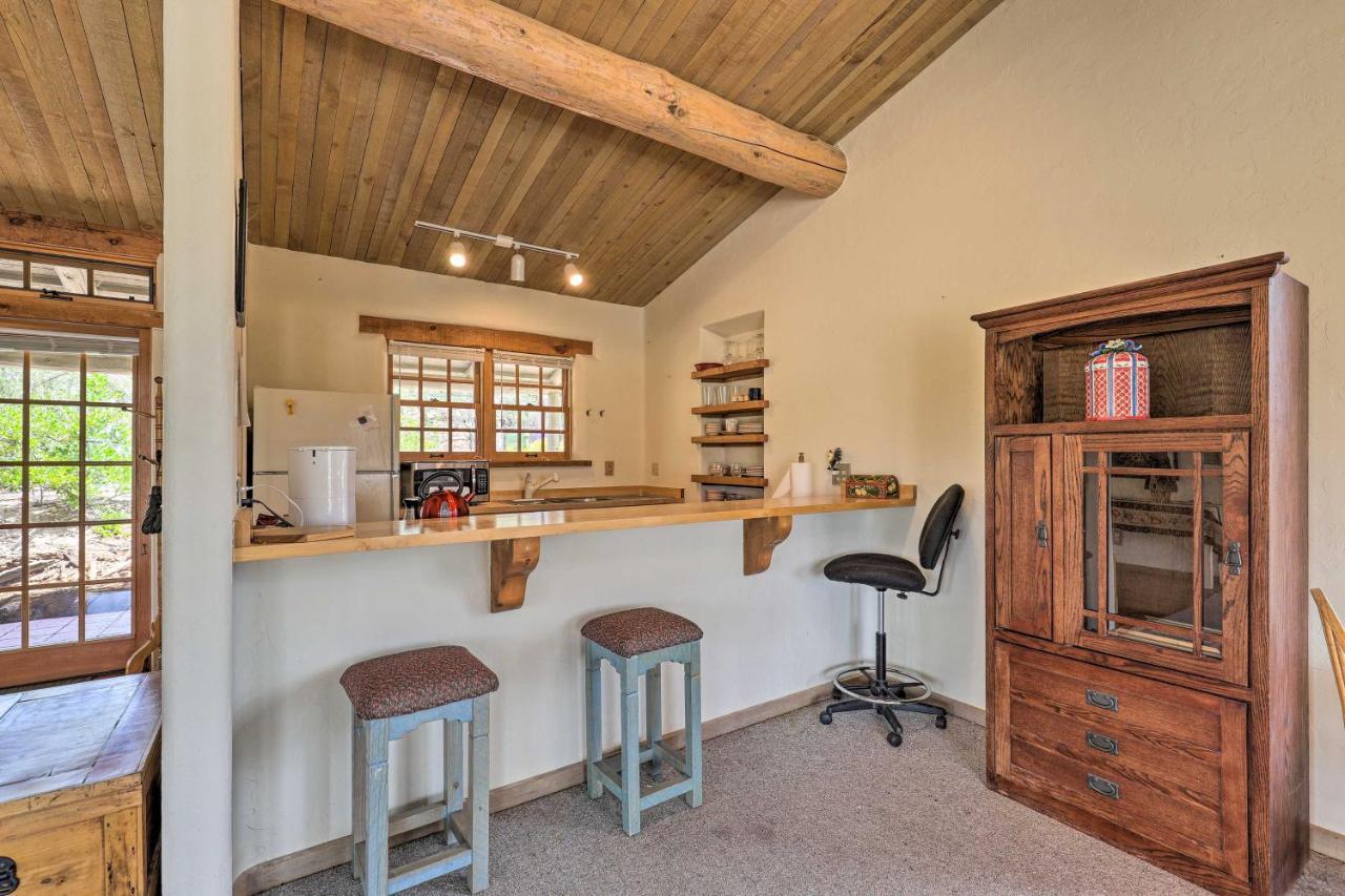 Bright Prescott Studio With Thumb Butte Views! ภายนอก รูปภาพ